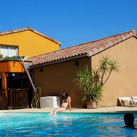 Confortable Avec Terrasse A - Api-1-52-1143 * Salavas